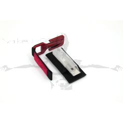 Eezycut TRILOBITE Emergency Cutting Tool - Black and Red