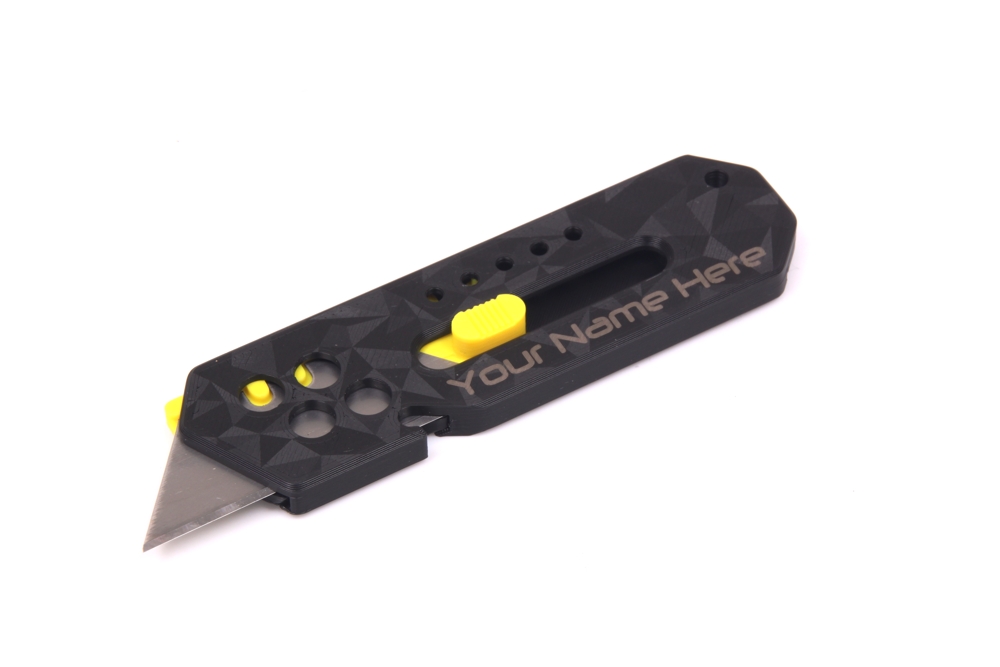 Compact pocket knife in chopped carbon effect with customisable text option