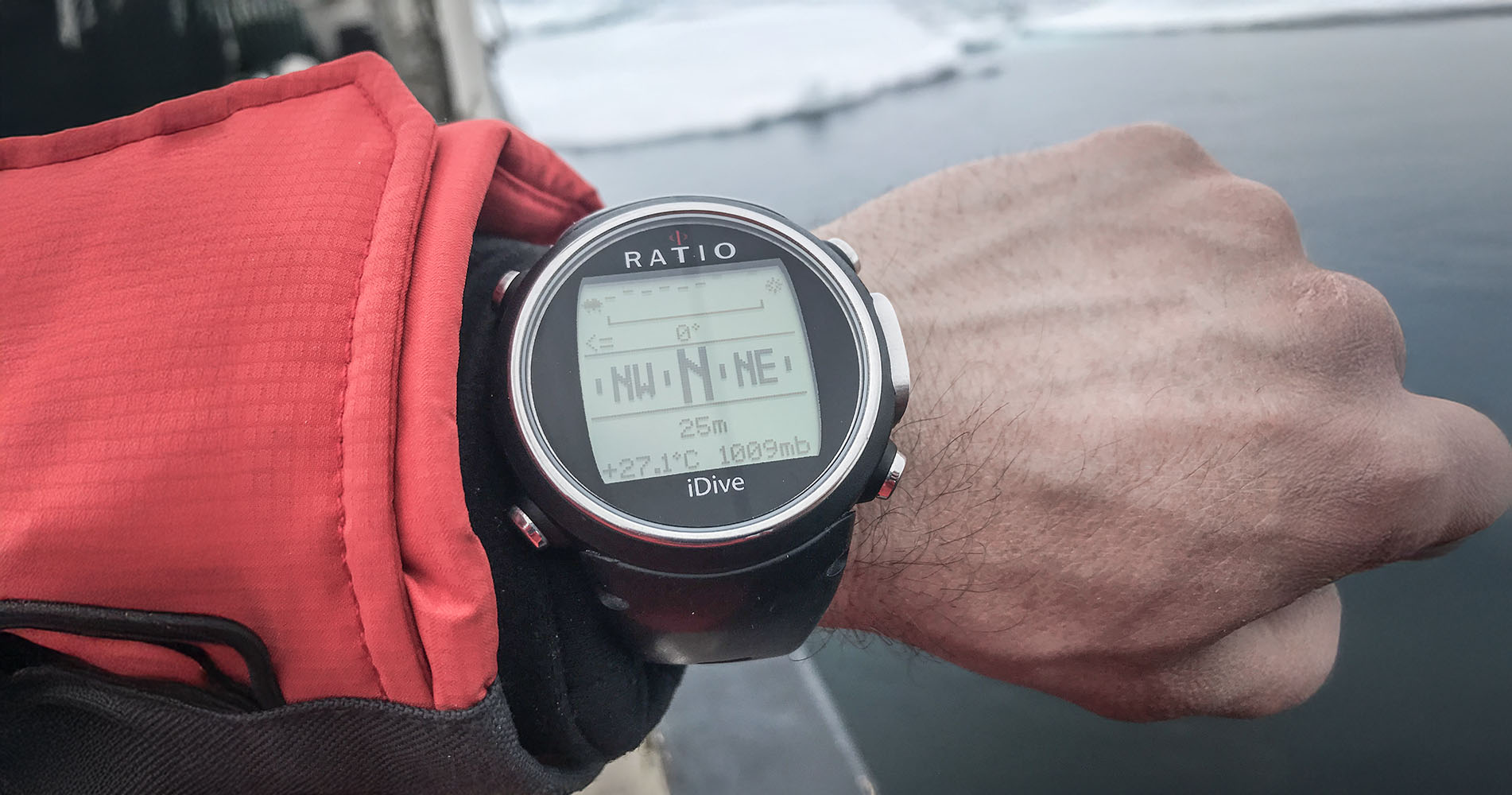 The iDive sport on the wrist